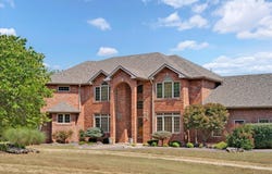 1169 E 424th Road, Bolivar, MO 65613