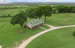 1330 Miller LN, Harrison, AR 72560