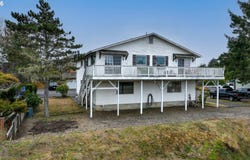 2549 QUEEN St, Seaside, OR 97138