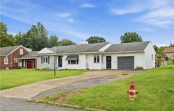 695 Moore Avenue, Campbell, OH 44405