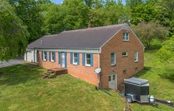 86 Huffman Ln, Fairfield, VA 24435