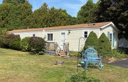 8 Lear Drive, Coventry, RI 02816