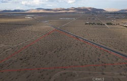 11 Corwin Road, Apple Valley, CA 92307