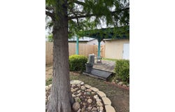1306 E WALLACE ST., Llano, TX 78643