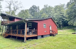 856 REMOVAL Road, Diana, WV 26217