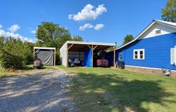 10596 Us Highway 64, London, AR 72847