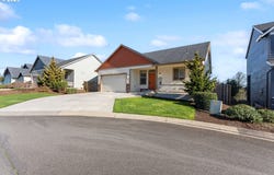 35640 ELK MEADOWS Dr, StHelens, OR 97051