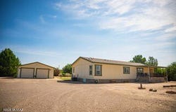1100 E Sonora Verde Drive, Benson, AZ 85602
