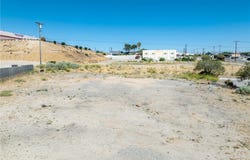 Corta Drive, Victorville, CA 92395