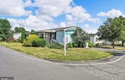 106 SILVER WIND CT S, LANCASTER, PA 17603