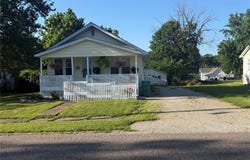 320 Pine Street, Sullivan, MO 63080