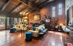 4152 Falling Leaf Dr, Encino, CA 91316