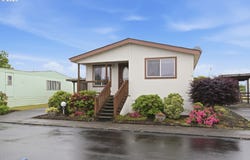 2150 LAURA St, Springfield, OR 97477