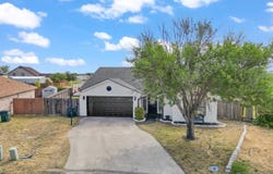 119 Windlake, Del Rio, TX 78840