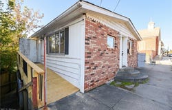 205 E High St, Flushing, OH 43977