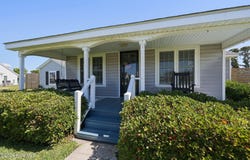 899 Island Road, Harkers Island, NC 28531