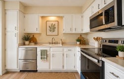 4571 Maureen Drive SE, Cedar Rapids, IA 52403