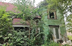 2080 E Empire Avenue, Benton Harbor, MI 49022