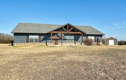 335624 E 960 Road, Wellston, OK 74881