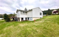 270 Munsonhurst Rd, Franklin Boro, NJ 07416-1809