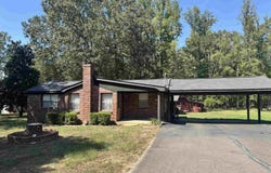1902 Red Wagon Rd, Traskwood, AR 72167