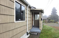 805 PACIFIC Ave, CoosBay, OR 97420