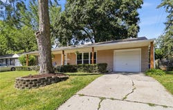 5914 N Park Avenue, Gladstone, MO 64118