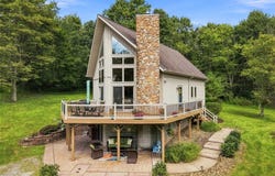 391 Rich Hill Rd, Upper Burrell, PA 15068
