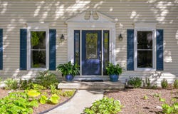 163 Stonegate Court, Glen Ellyn, IL 60137