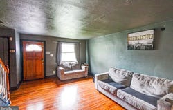 853 DELVIEW Drive, FOLCROFT, PA 19032