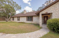 1721 CONTINENTAL DR, Pleasanton, TX 78064