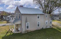 2005 Cedar Ave, Buena Vista, VA 24416
