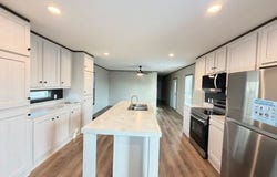 205 OAK CREST DR, MANVEL, TX 77578