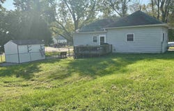 319 E Orchard Street, Centerville, IA 52544