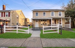 810 W 2ND Street, FLORENCE, NJ 08518
