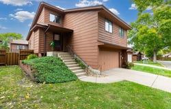 5361 Emerald Way, Apple Valley, MN 55124