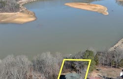 1588 Robbin Lane, Cub Run, KY 42729