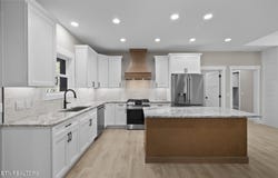 148 Natchez Circle, Crossville, TN 38558