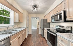 703 E Bay Avenue, Kingsland, GA 31548
