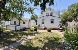 636 Frank Ave SE, Huron, SD 57350