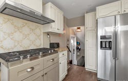 17 Everett Street, Lynbrook, NY 11563