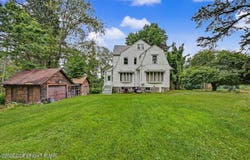 239 Meadowside Road, Mount Pocono, PA 18344