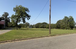 112 Gibson Road, Athens, TX 75751