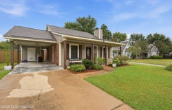 1433 Barnett Bend Circle, Brandon, MS 39047