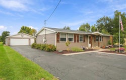 2464 E 225 S Road, Warsaw, IN 46580-8251
