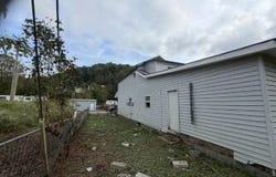 42 Dove Lane, Millstone, KY 41838