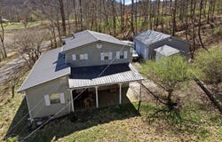 535 County Road 104, Chesapeake, OH 45619