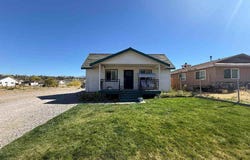 1379 Oak Street, Weed, CA 96094