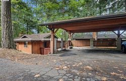 2730 KISMET Way, Eugene, OR 97405