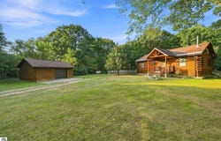 2085 E Mannsiding Road, Harrison, MI 48625
